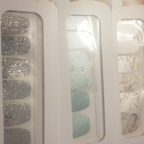 Color street bundle set - Picture 2 of 5